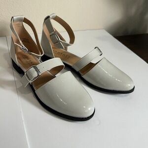 New Journee Collection Constance Double Buckle Flats Grey size 9.5W